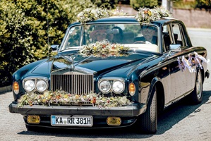 Ein sehr gepflegter Rolls-Royce Silver Shadow II als Hochzeitsauto